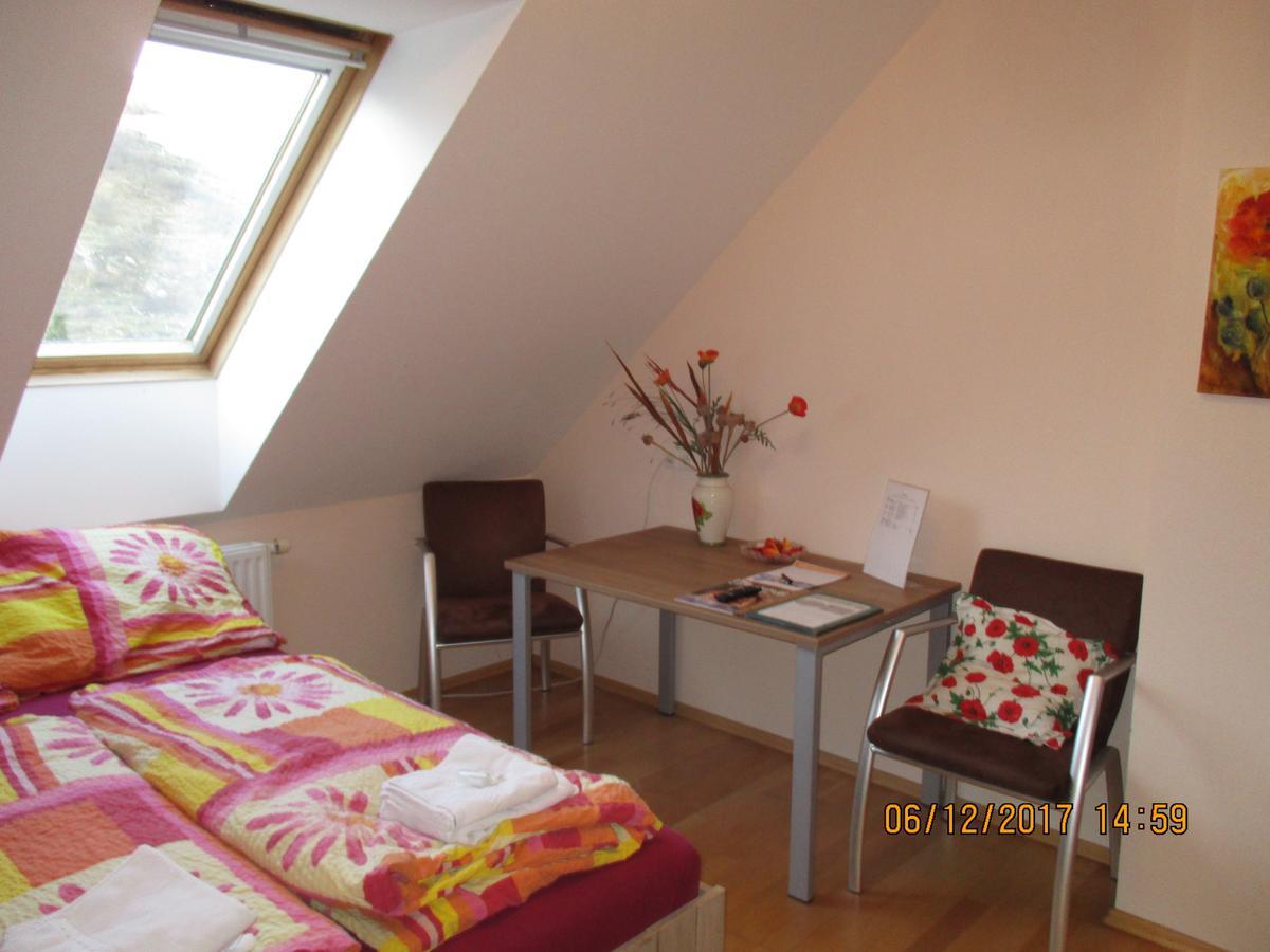 Bed and Breakfast Gastehaus Zur Schonen Aussicht Spitz an der Donau Екстер'єр фото