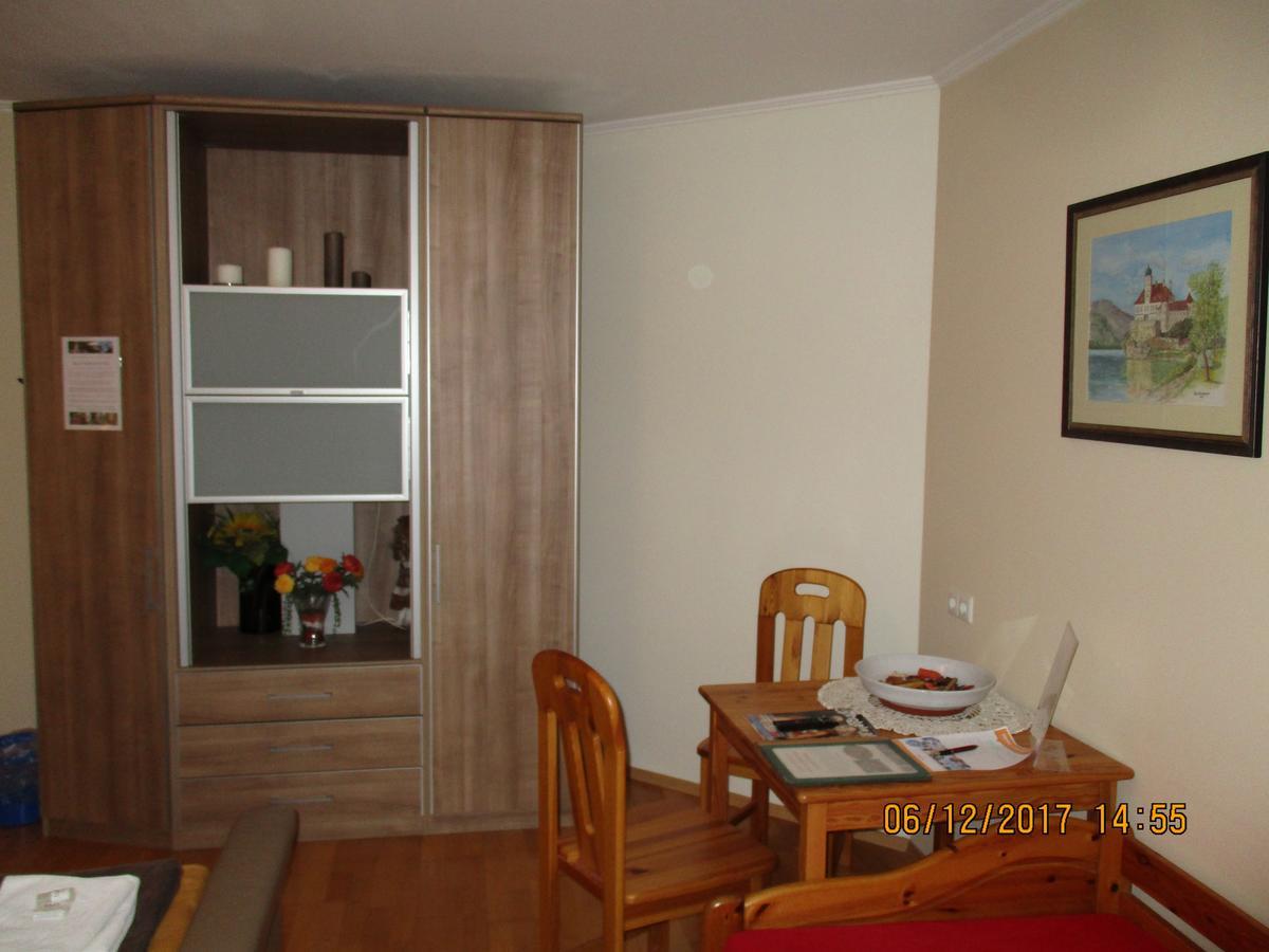 Bed and Breakfast Gastehaus Zur Schonen Aussicht Spitz an der Donau Екстер'єр фото